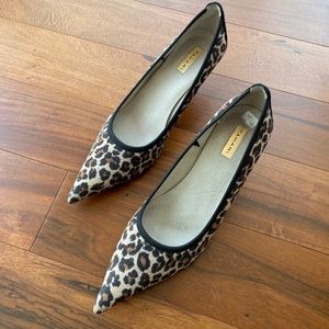 Tahari animal print kiddie heels